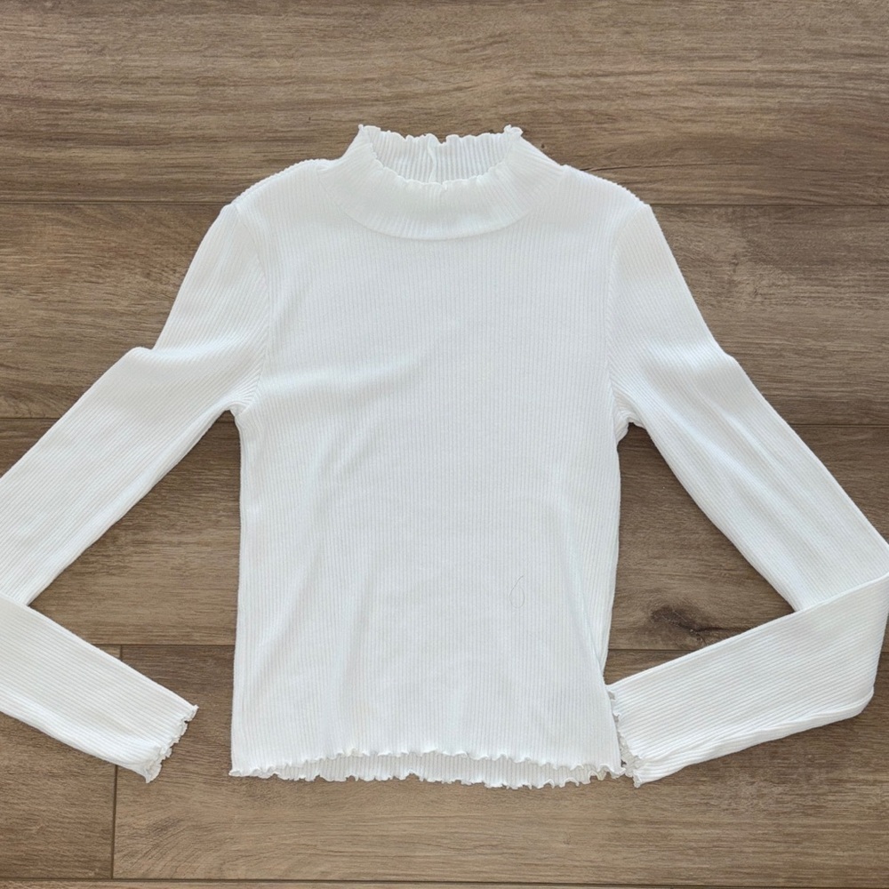 American Eagle Elegant White Ribbed Turtleneck Top size small